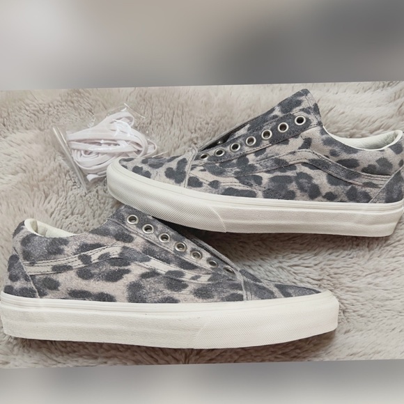 *** SOLD Vans sneakers shoes women 7.5 - Picture 6 of 6